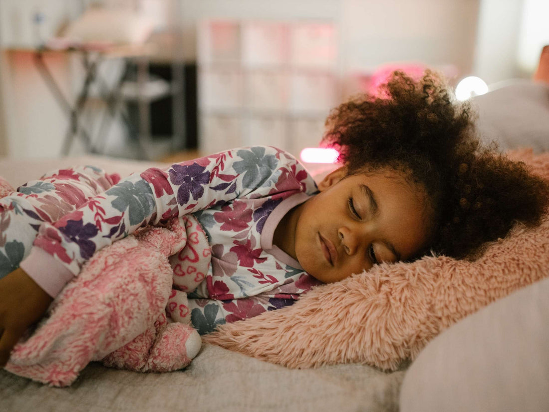 6 Tips to Help Toddlers & Kids Fall Asleep and Stay Asleep